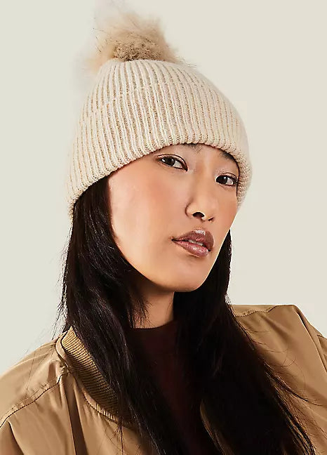 Kira Beanie